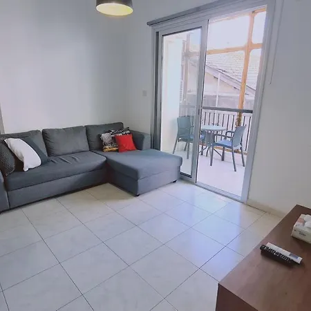 Finikoudes Soulll Apartment